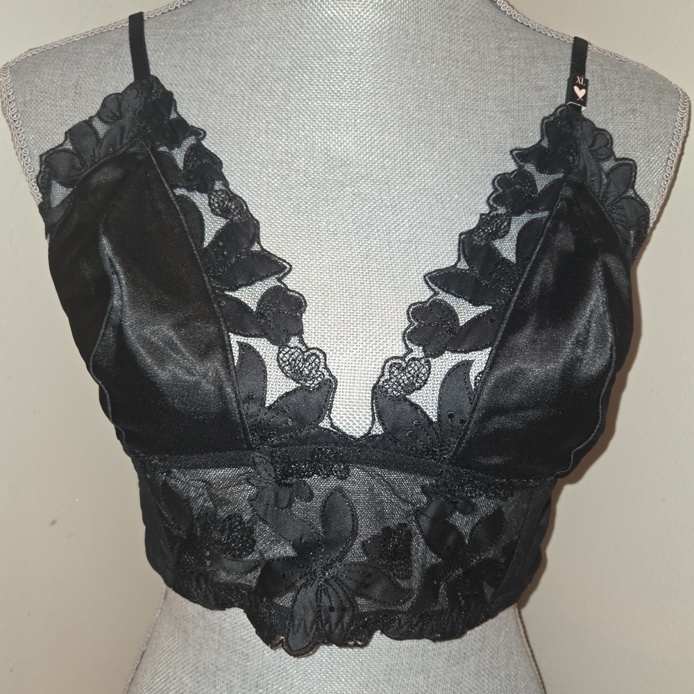 Victoria's Secret Black Lace Bralette